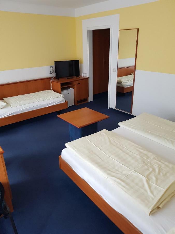 City Hotel Реклингхаузен Экстерьер фото