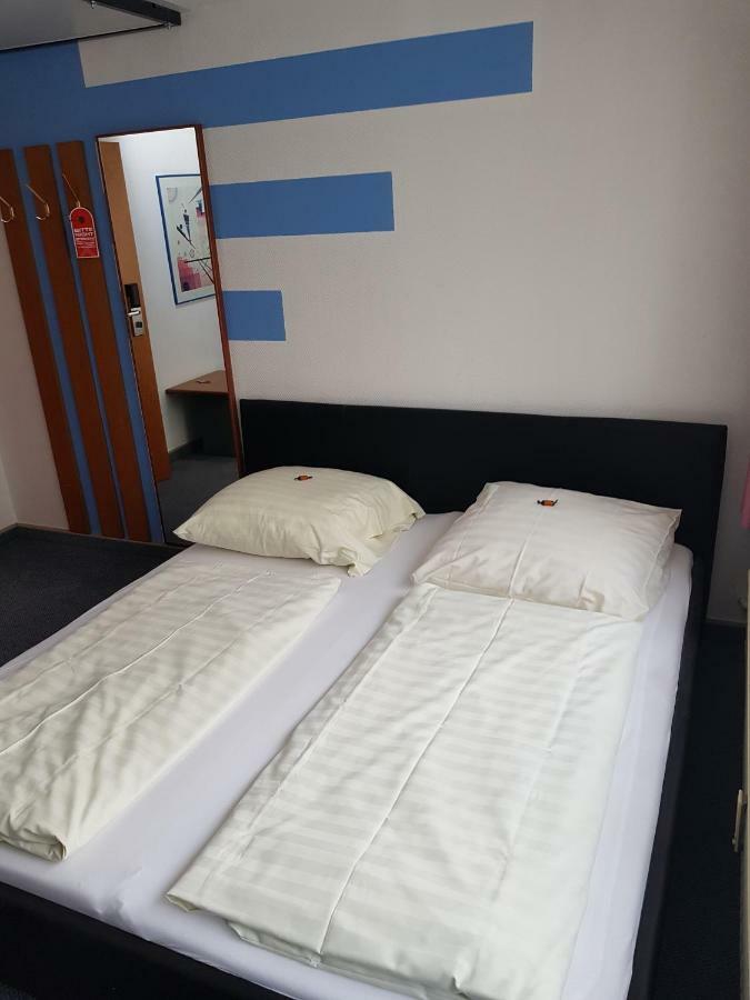 City Hotel Реклингхаузен Экстерьер фото