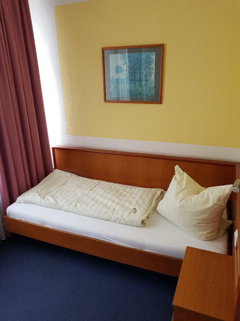 City Hotel Реклингхаузен Экстерьер фото