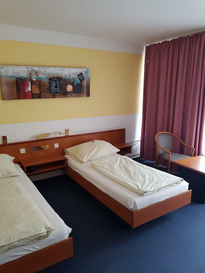 City Hotel Реклингхаузен Экстерьер фото