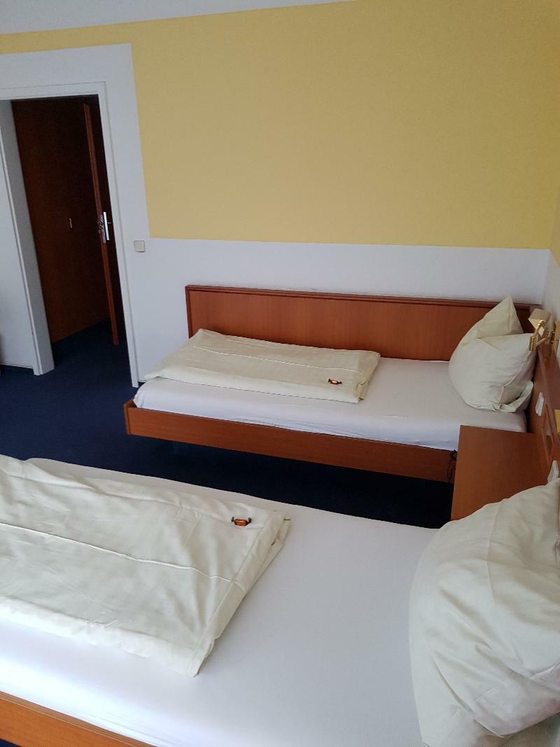 City Hotel Реклингхаузен Экстерьер фото