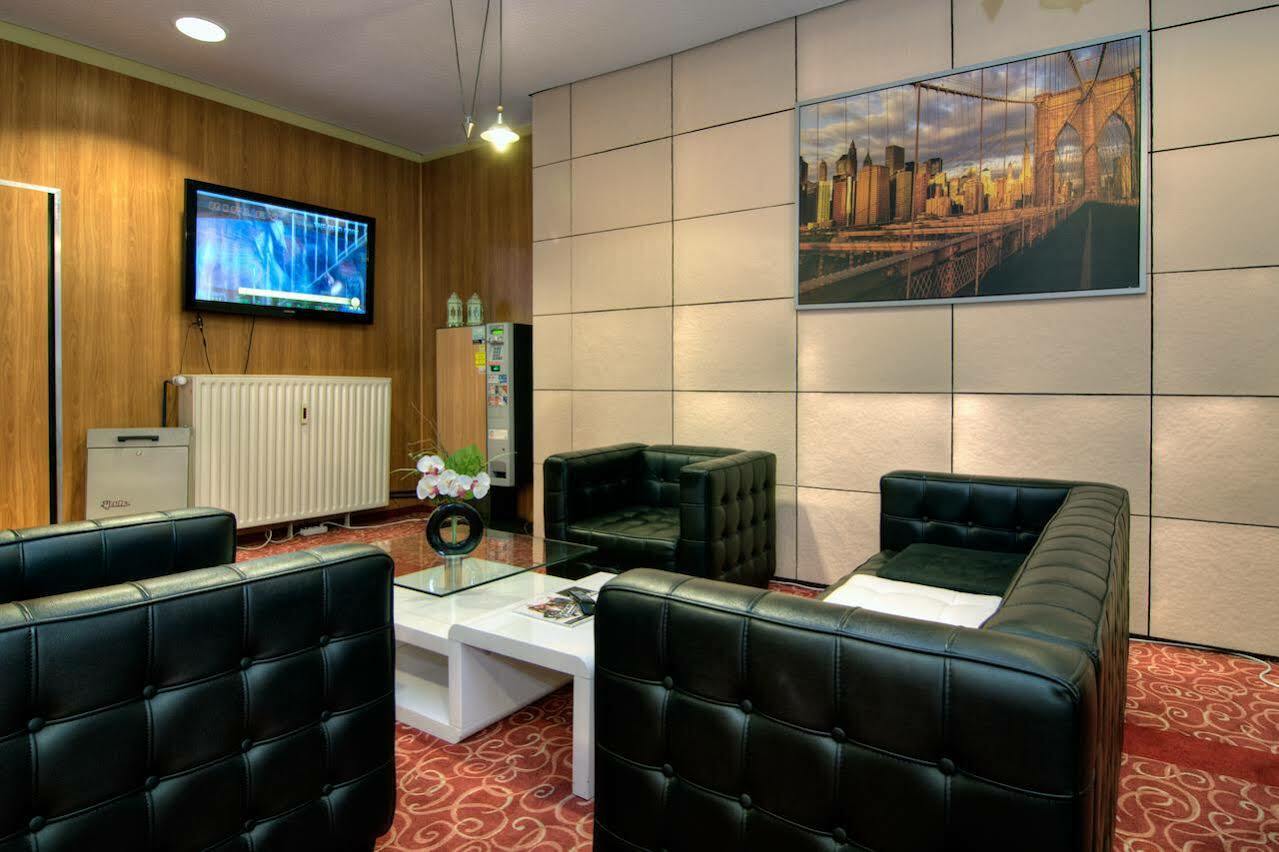 City Hotel Реклингхаузен Экстерьер фото